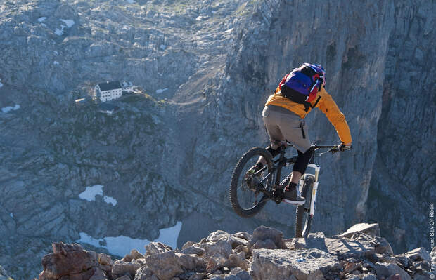 AL-Banff-Filmtour-2014-SEA OF ROCK TRIAL (jpg)