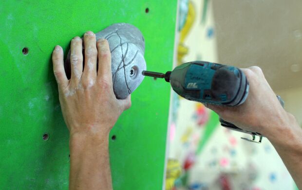 Bouldern Routenbau Südbloc Boulderhalle Berlin