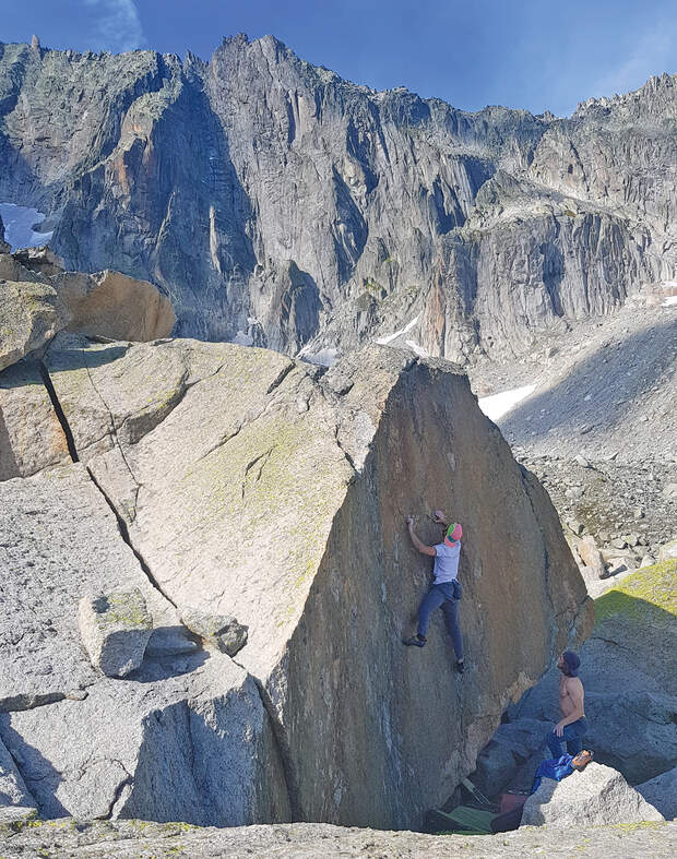 Bouldern am Furkapass