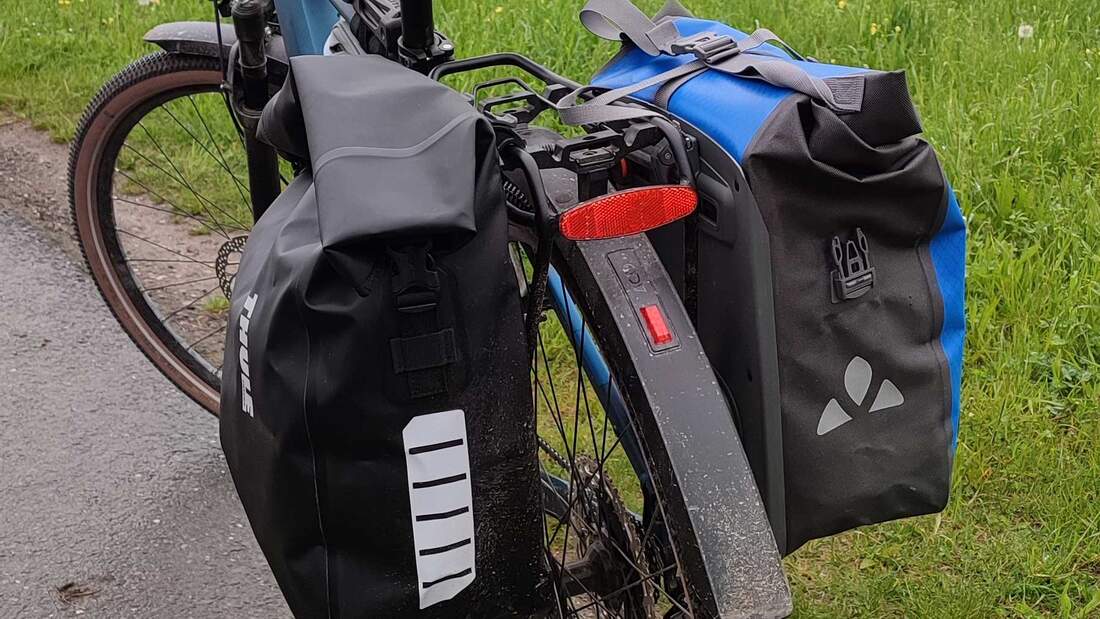 fahrrad gepäcktrager taschen mit rucksack intersport