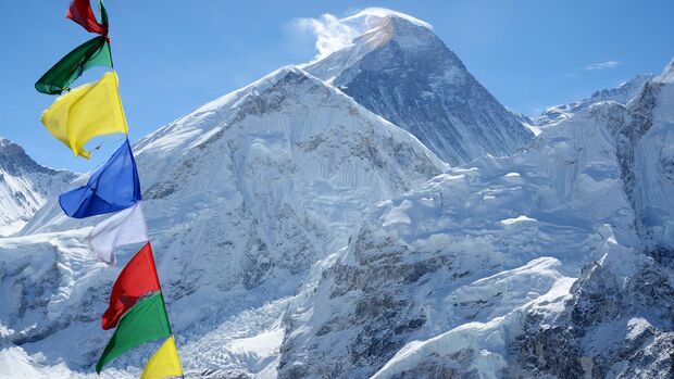 Gipfel des Mount Everest oder Chomolungma - höchster Berg der Welt, Blick von Kala Patthar, Nepal, Himalaya