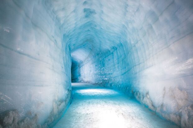 Into the glacier - Wunderwelt aus Eis 14