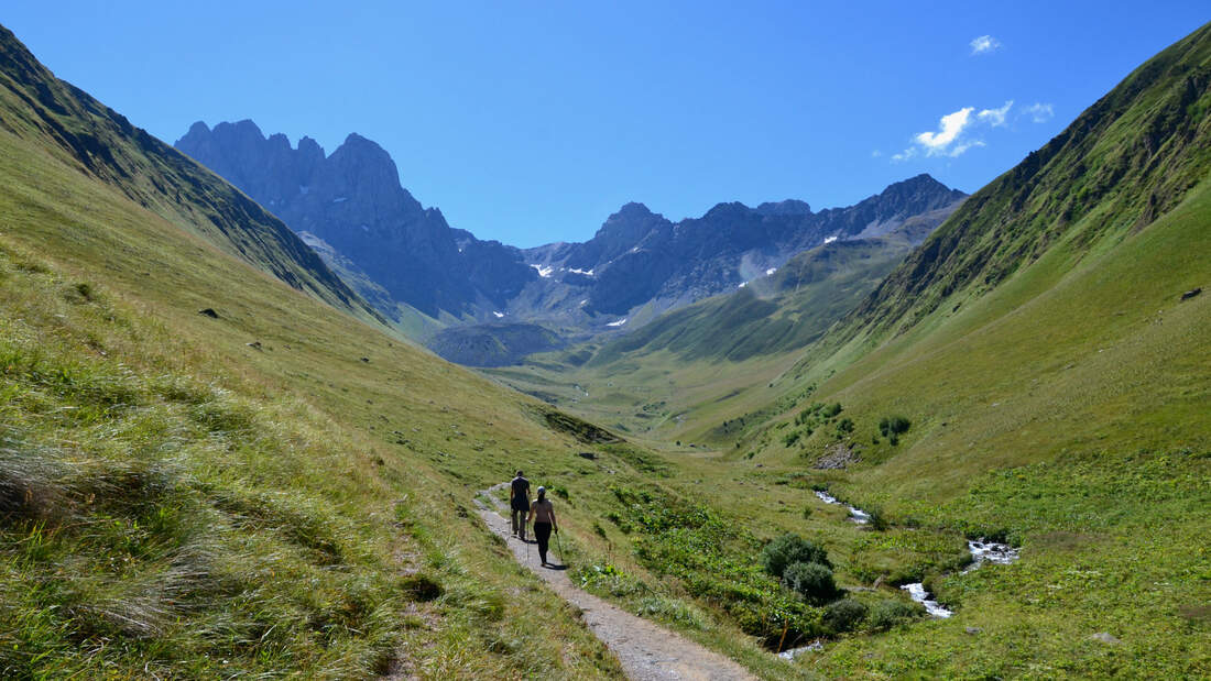 Geheimtipp-Wanderungen-im-Gro-en-Kaukasus