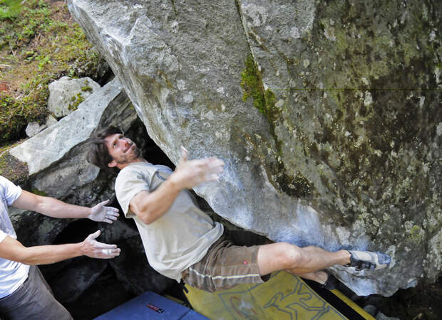 KL-Alpenbouldern-Steffen-King-Kong_7a_Avers_Andrej (jpg)