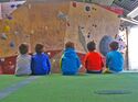 KL Kinder in der Boulderhalle - Klettern mit U6-Kids