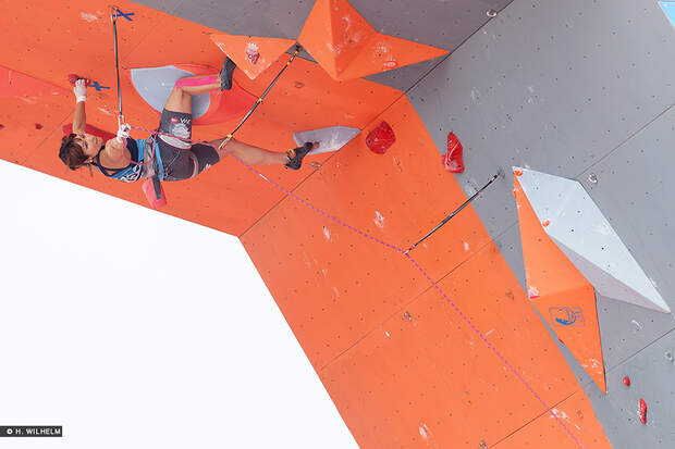 KL-Lead-Weltcup-Haiyang-leadlady-14296681938_56e0b39fb4_b (jpg)