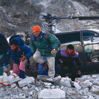 KL-Mount-Everest-c-Ralf-Dujmovits-E518 (jpg)