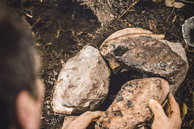 OD 0419 Grubenfeuer Infos Bushcraft Camping Kochen Kamin