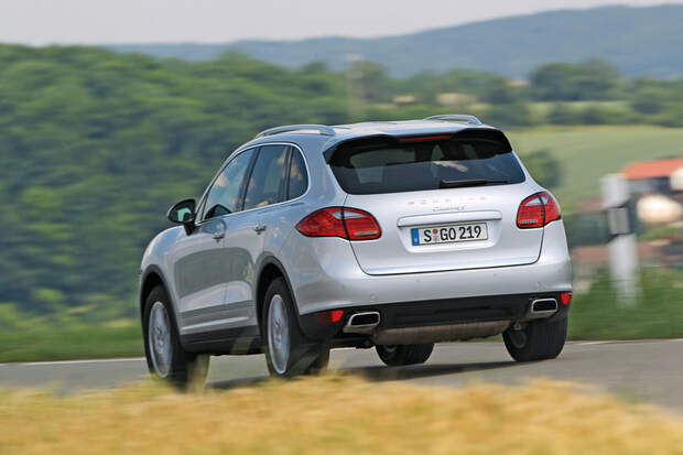 OD-2012-DieBestenFamilienautos-ab30.000-Porsche-Cayenne (jpg)