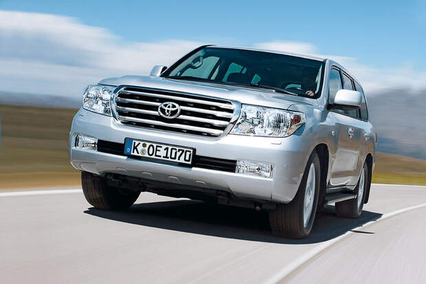 OD-2012-DieBestenFamilienautos-ab30.000-Toyota-Landcruiser-V8 (jpg)