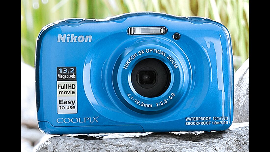 OD-2019-kameras_2019_ret Nikon W100  (jpg)