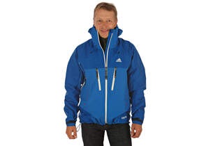 Testbericht: Adidas Super Trekking Funktionsjacke outdoor Testbericht: Adidas Super Trekking Funktionsjacke outdoor