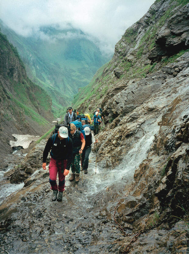 OD Zu Fuß über die Alpen - alle Infos zum Alpencross Wanderer in Reihe