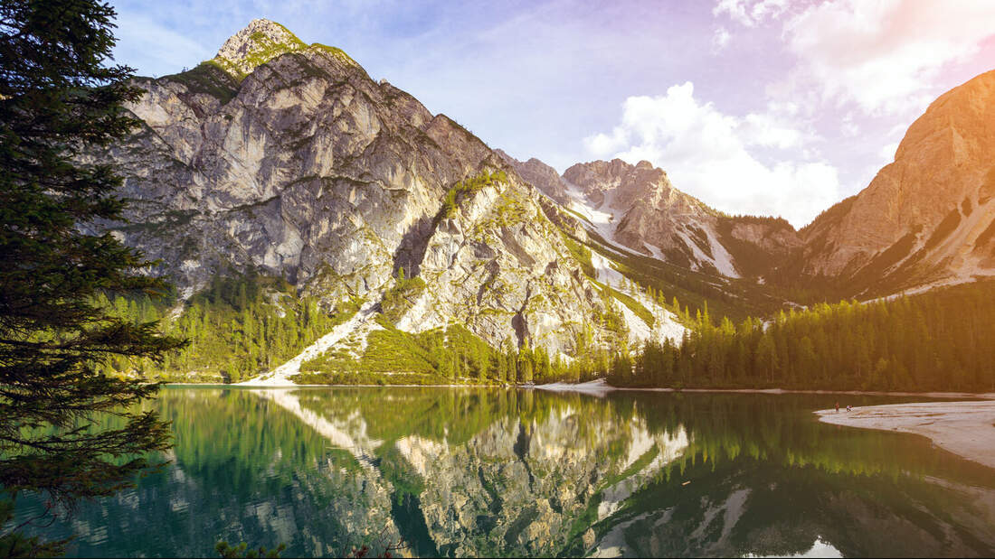 OD-top-10-Alpenseen-Pragser-Wildsee-COLOURBOX24786972