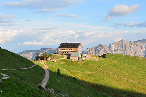 Od 2017 Rotwandhaus, Schlierseer Berge Berghütte