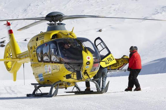 PS DSV aktiv Ski Piste Unfall Heli Rettung