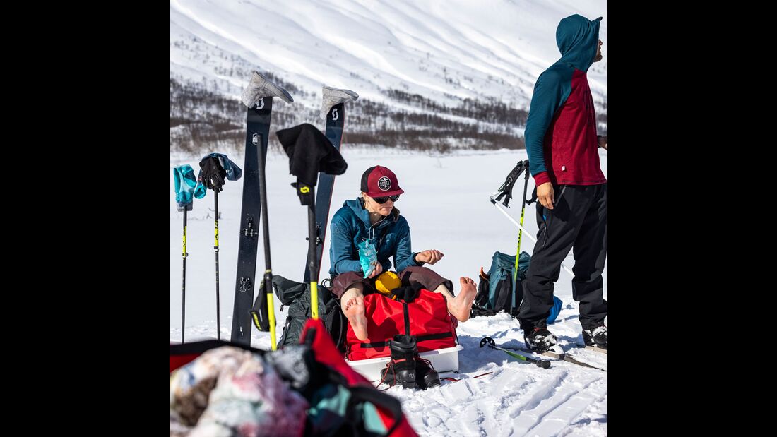 Scott Freedom to Explore Series: Arctic 12