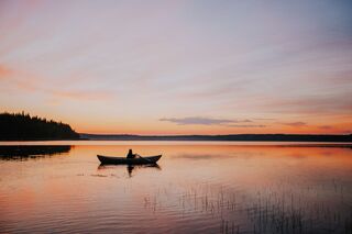 Sonnenuntergang am See - Finnland 
