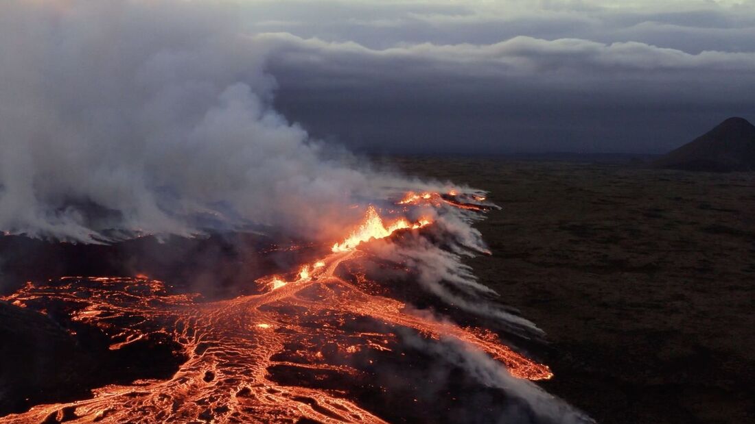 Vulkanausbruch in Island Blick aus dem Flieger