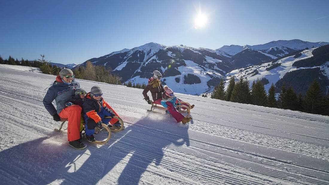 rodeln-in-den-alpen-die-besten-und-l-ngsten-rodel-abfahrten-der-alpen