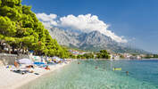 Makarska Riviera and Biokovo mountain range Kroatien Berge Meer Küste Strand