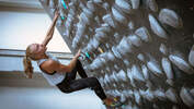 Bouldern am Kilterboard: Lucia Dörffel