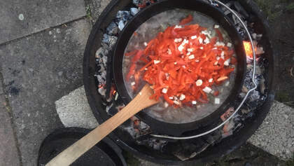 Kochen am Lagerfeuer - Dutch Oven