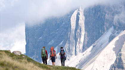 OD 1115 Woman Südtirol Dolomiten Seceda