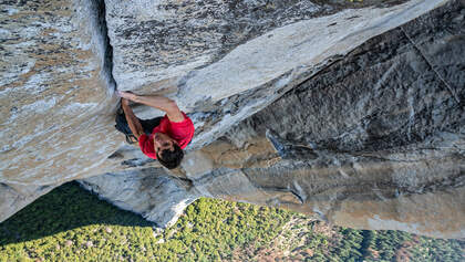 kl-free-solo-honnold-film-_09_Alex-Honnold-free-solo-freerider-el-capitan-aufmacher-c-National-GeographicJimmy-Chin-1 (jpg)