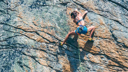 Klettern und Bouldern in Mognola