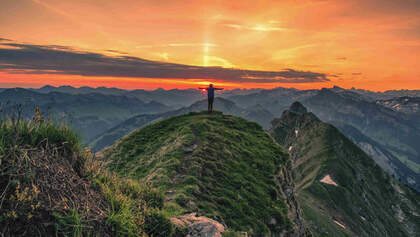 Kanisfluh Sonnenaufgang Bregenzerwald Vorarlberg Österreich Wandern Urlaub