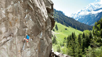 KL-Tirol-special-teaser-marmot_rocks_zillertal_2013_klettern_10_100pc (jpg)