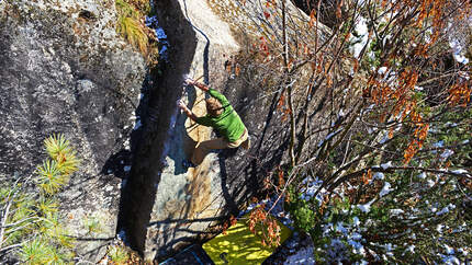 Bouldern indischer Himalaya Rakchham