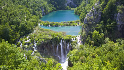 Kaluderovac Lake and falls, Plitvice NP, Croatia Kroatien Plitvicer Seen Wasserfall Nationalpark