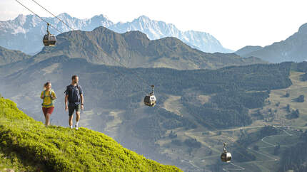 Wandern Saalbach Hinterglemm Österreich Salzburg Gondel