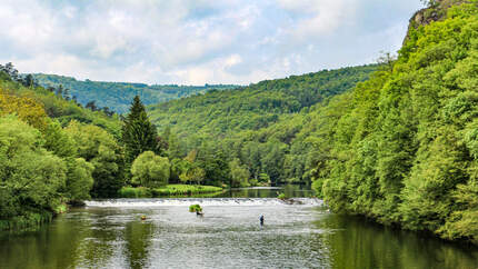 Nationalpark Thayatal Wandern Urlaub Fluss Wald Grenze Tschechien