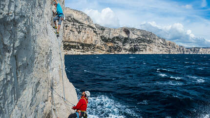 kl-klettern-im-winter-calanques-SamBIE_DSN_1754-Modif (jpg)