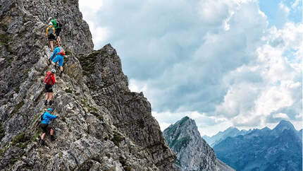 Klettersteig Karhorn in Warth-Schröcken Bregenzerwald Vorarlberg Österreich Via ferrata klettern wandern bergsteigen Urlaub