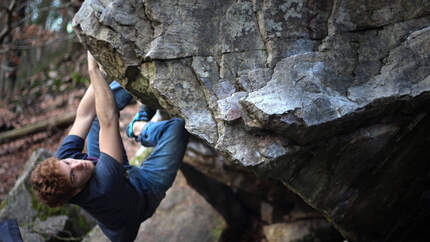 Bouldern im Taunus nordwestlich von Frankfurt