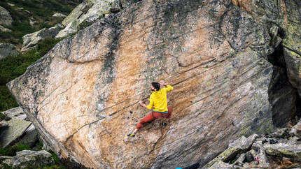 Klettern und Bouldern in Mognola