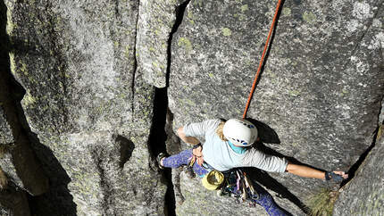 Trad-Klettern, clean climbing in der Schweiz