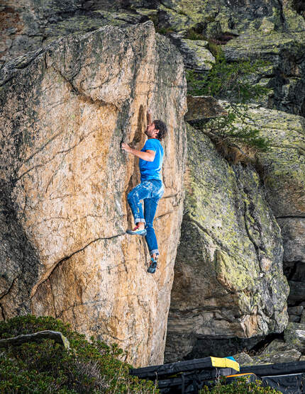 Klettern und Bouldern in Mognola