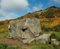 kl-bouldern-england-boulder-britain-peak-district-curbar (jpg)