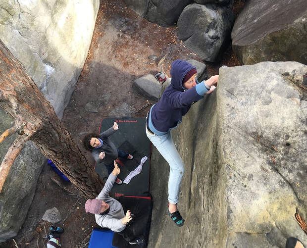 kl-bouldern-in-fontainebleau-melle-kante-chats-3519 (jpg)
