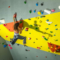 kl-kaddi-tipps-besser-klettern-boulderkitchen-springen-c-scott-noy (jpg)