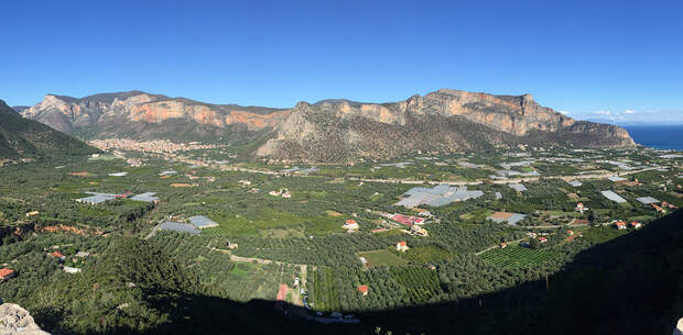 kl-klettern-leonidio-panorama-c-volker-leuchsner-IMG_1760 (jpg)