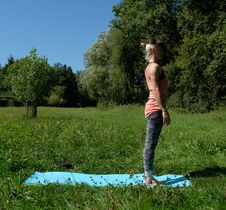kl-yoga-klettern-tipps-uebungen-sonnengruss-ausgangsposition-85 (jpg)