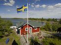 od-2018-schweden-huette-ferienhaus-skandinavien-see-COLOURBOX7962116 (jpg)